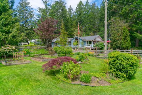 2742 Cedar Heights Cres, Nanaimo, BC, V9X1N4 | Card Image