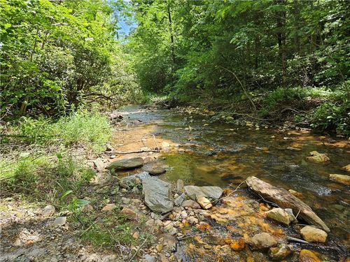 100-125 Ahart Ridge Rd, Ararat, VA, 24053-3756 | Card Image