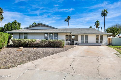 111 S Cholla St, Gilbert, AZ, 85233-5911 | Card Image