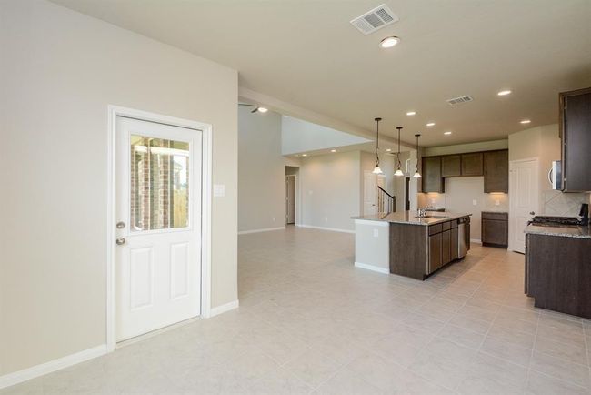 29639 Yaupon Shore Dr, House other with 4 bedrooms, 4 bathrooms and 2 parking in Spring TX | Image 13