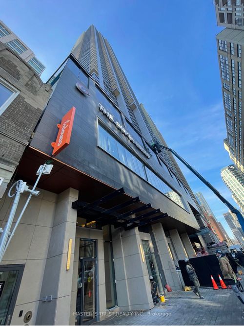 9-395 Bloor Street E, Toronto, ON, M4W0B4 | Card Image