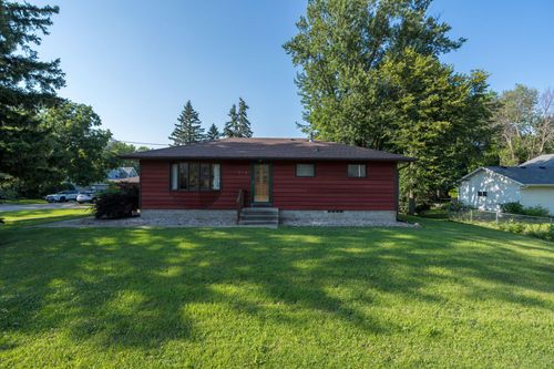 210 Walnut Ave, Madison Lake, MN, 56063-2041 | Card Image