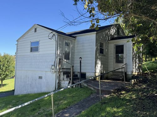 231 Brook Street, Tazewell, VA, 24651 | Card Image