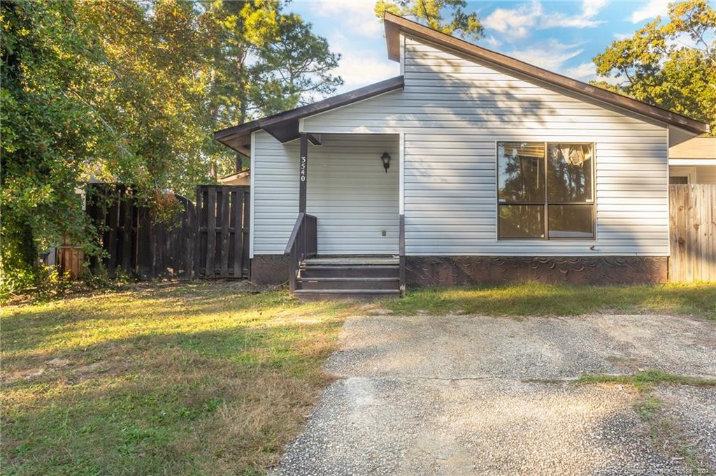 Torbay Dr, Fayetteville, NC 28311