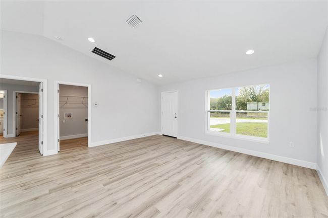 13568 Sw 109 Th Ln, House other with 3 bedrooms, 2 bathrooms and null parking in Dunnellon FL | Image 11
