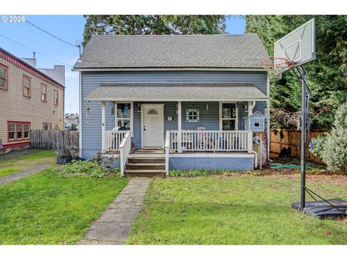 213 Mill St, Silverton, OR, 97381-1840 | Card Image