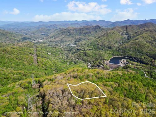 5b-0000 Oat Field Rd, Tuckasegee, NC, 28783 | Card Image
