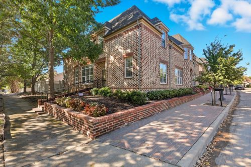 8240 Bridge St, North Richland Hills, TX, 76180-5534 | Card Image