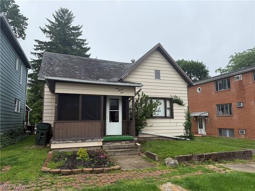 421 N 11th St, Cambridge, OH, 43725-1903 | Card Image