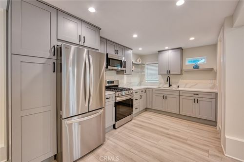 c-368 Oak St, Laguna Beach, CA, 92651-2915 | Card Image