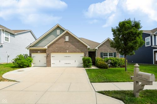 8810 Rowling Way, Indianapolis, IN, 46239 | Card Image