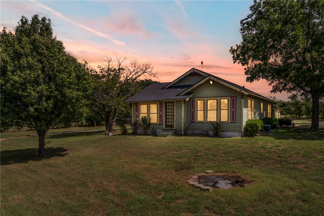 Hcr 2234 , West, TX 76691