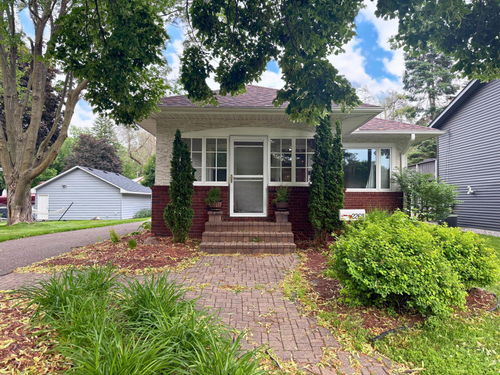 2268 E Charles St, North Saint Paul, MN, 55109 | Card Image