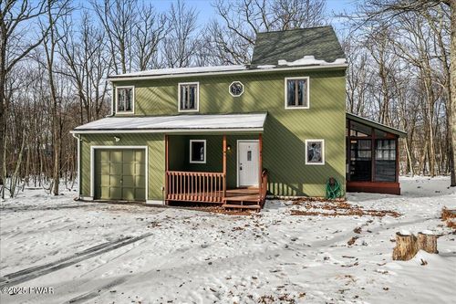 270 Oakenshield Dr, Tamiment, PA, 18371-9455 | Card Image