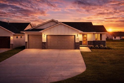 5518 N Saint Paul St, Wichita, KS, 67204-5477 | Card Image
