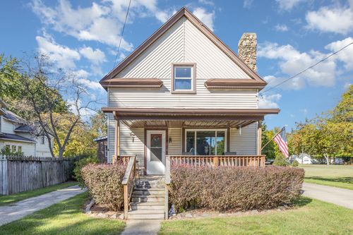 218 W Jackson St, Mendon, MI, 49072-9640 | Card Image