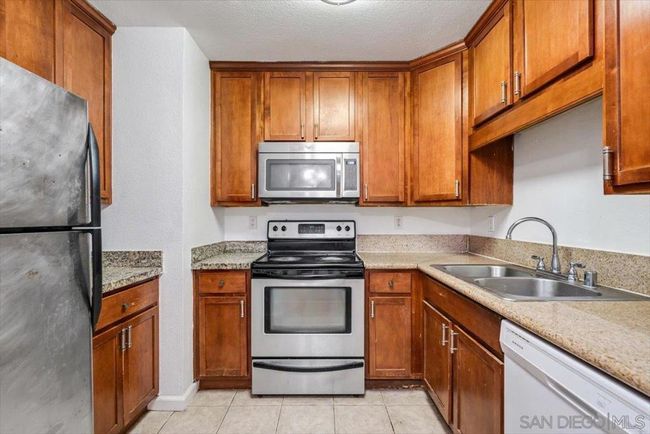 37 - 1350 N Escondido Blvd, Condo with 2 bedrooms, 2 bathrooms and 2 parking in Escondido CA | Image 10