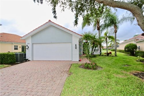 5495 Freeport Ln, NAPLES, FL, 34119-9517 | Card Image