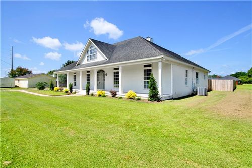 3000 Johnson Rd W, Mobile, AL, 36695-9342 | Card Image