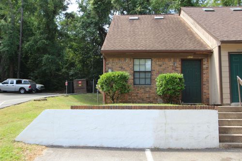 1061 Ocala Rd, TALLAHASSEE, FL, 32304-1657 | Card Image