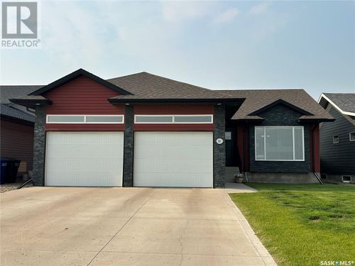 201 Saskatchewan Ave, Humboldt, SK, S0K | Card Image