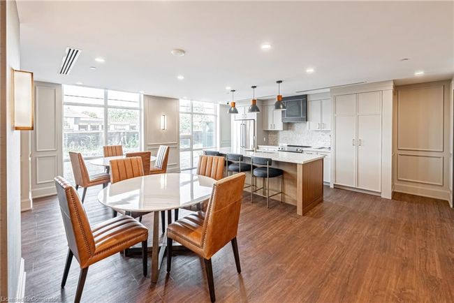902 - 450 Dundas St E, House attached with 2 bedrooms, 2 bathrooms and 2 parking in Hamilton ON | Image 36