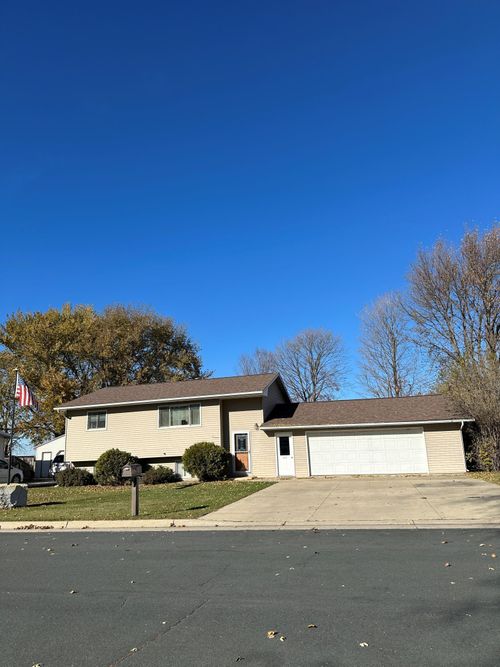 113 E Fairview St, Spring Valley, MN, 55975-1013 | Card Image