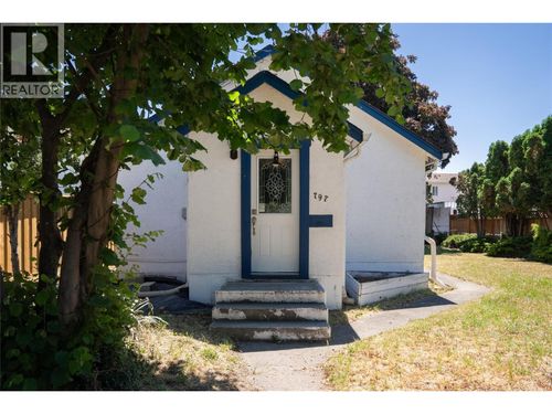 797 Bay Ave, Kelowna, BC, V1Y7K2 | Card Image
