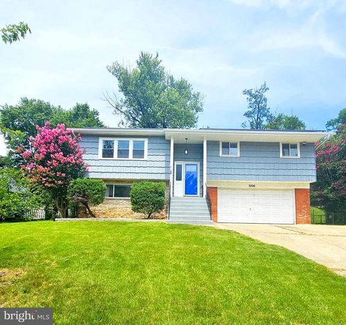 2206 Wolf St, FORT WASHINGTON, MD, 20744-3278 | Card Image