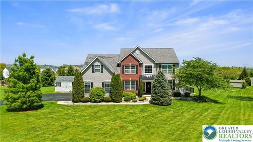 2255 Redwood Dr, Slatington, PA, 18080-4168 | Card Image