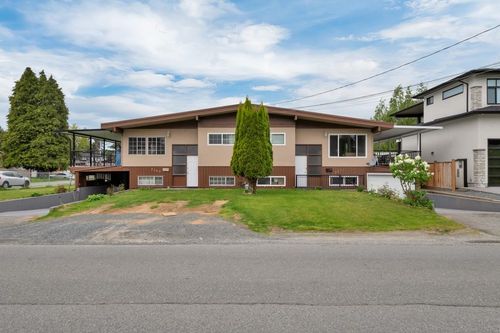 2209-2211 Beaver Street, Abbotsford, BC, V2T3C9 | Card Image