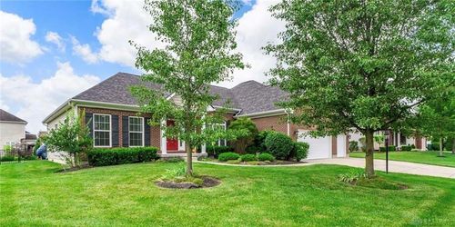 2073 Lincolnshire Dr, Beavercreek, OH, 45434-8062 | Card Image