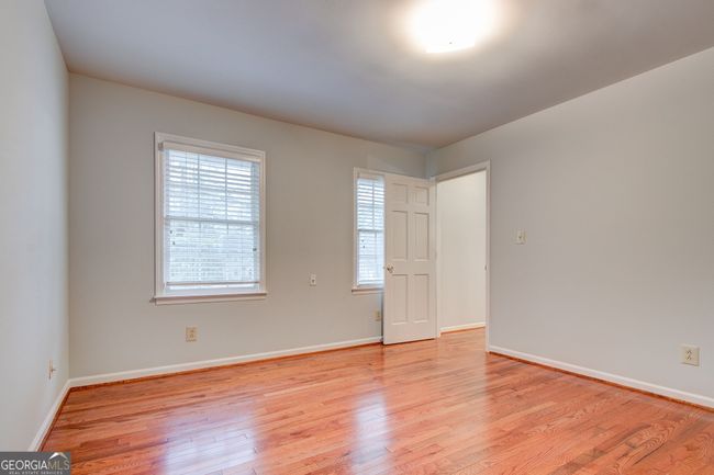 7070 Glenridge Dr, House other with 4 bedrooms, 3 bathrooms and null parking in Atlanta GA | Image 32