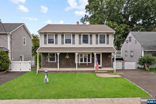 174 Cresthill Ave, Clifton, NJ, 07012-1513 | Card Image