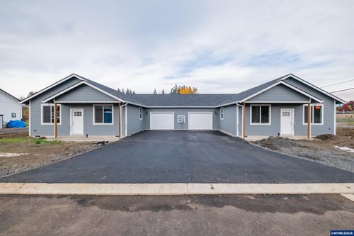 1230 49th Ave, Sweet Home, OR, 97386-3231 | Card Image