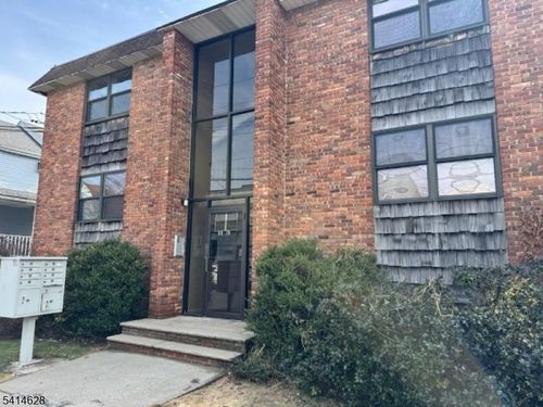 apt-7-68 Montgomery St, Bloomfield, NJ, 07003-6058 | Card Image