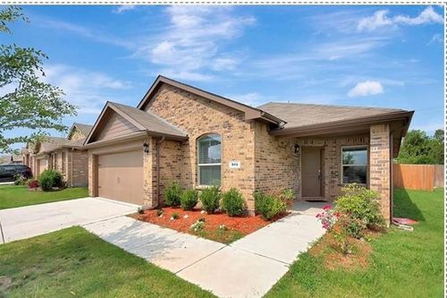 945 Loftin St, Crowley, TX, 76036-2751 | Card Image
