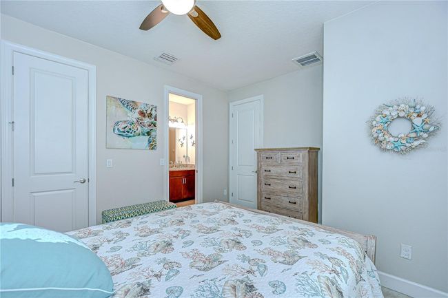 8433 Alberata Vista Dr, House other with 2 bedrooms, 2 bathrooms and null parking in Tampa FL | Image 35