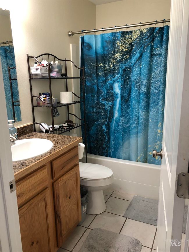 407 Page Cir, Townhouse with 3 bedrooms, 2 bathrooms and 2 parking in Burley ID | Image 7