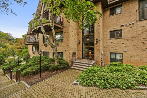 apt-324-500 Central Park Ave, Scarsdale, NY, 10583-1081 | Card Image