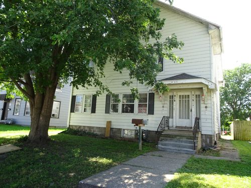 315 E 15th St, Davenport, IA, 52803-4495 | Card Image