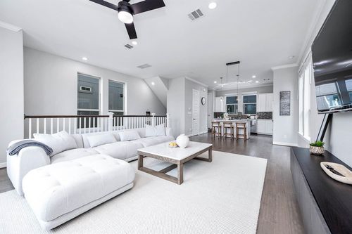 2022 Groveland Glen Dr, Houston, TX, 77051-2131 | Card Image