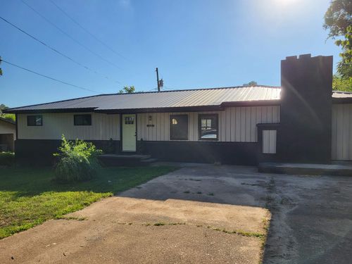 112 N Cedar St, Salem, AR, 72576-9734 | Card Image