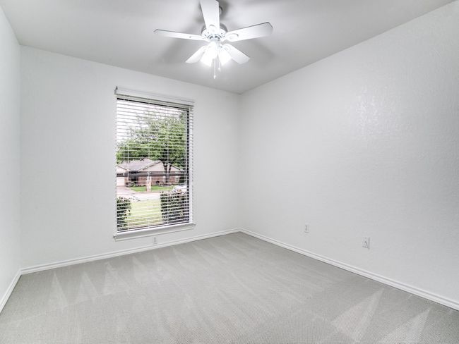 2814 Tumbleweed Trl, House other with 3 bedrooms, 2 bathrooms and null parking in Grapevine TX | Image 11