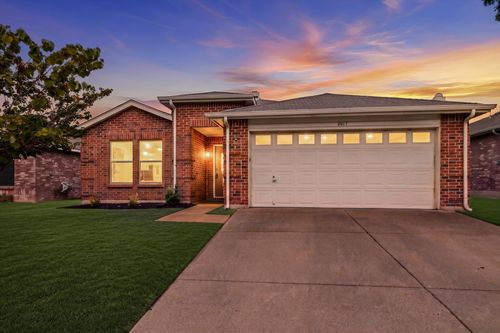 2017 Navada Way, Justin, TX, 76247-6722 | Card Image