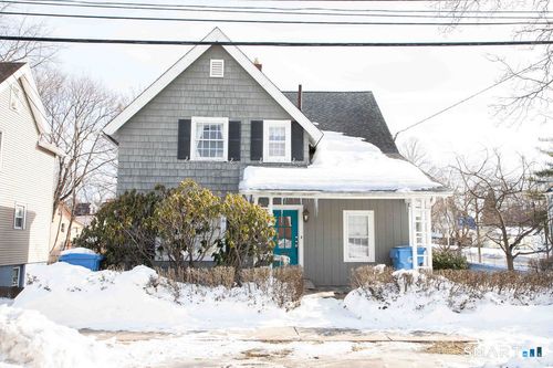 38 Greenwood St, New Britain, CT, 06051-3032 | Card Image