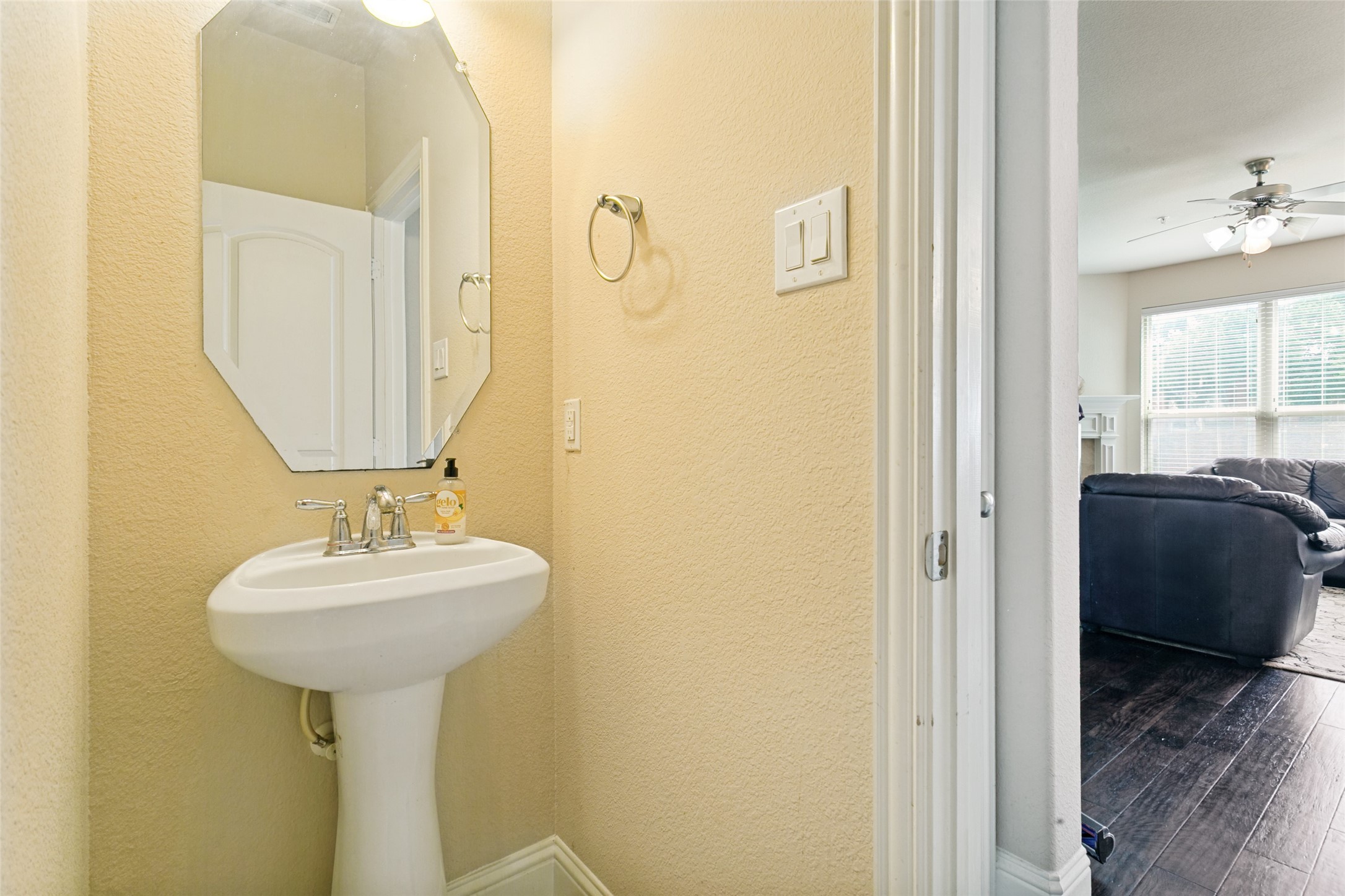 Residential Lease in Lewisville 5