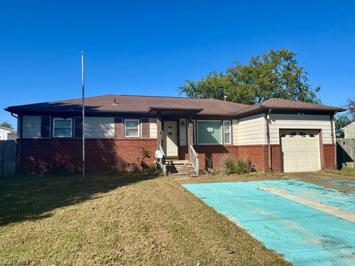 1549 Sagewood Dr, Virginia Beach, VA, 23455-3529 | Card Image