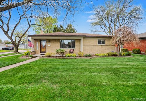 27515 Palomino Dr, Warren, MI, 48093-4609 | Card Image
