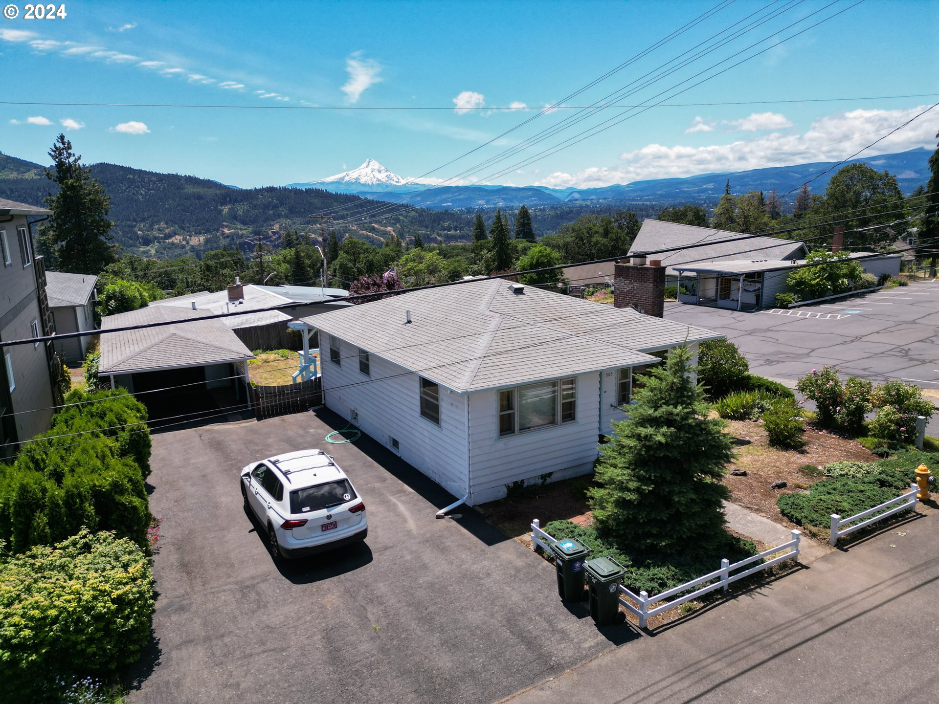 Center Pl, White Salmon, WA 98672